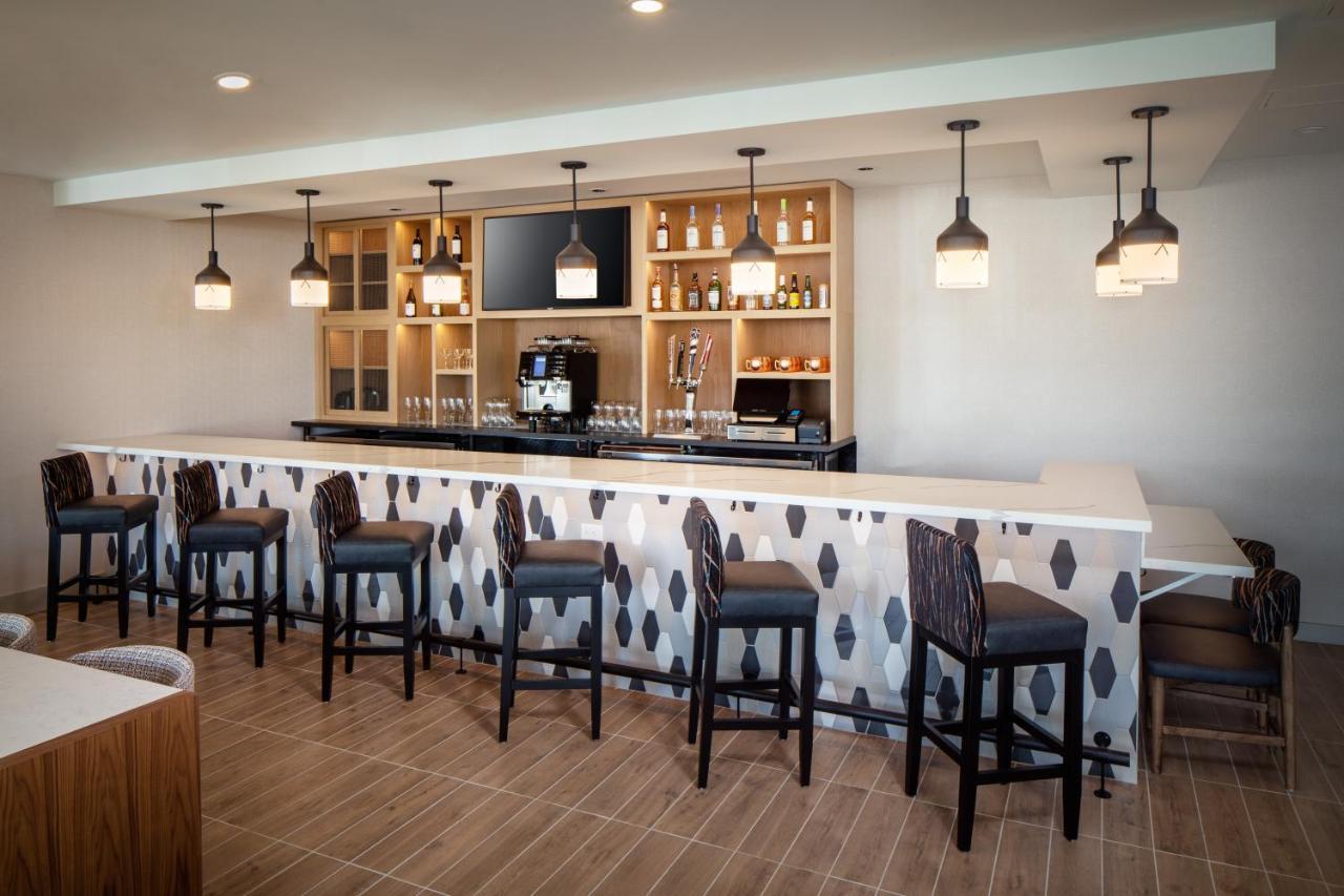 Hyatt Place Scottsdale North Exterior photo